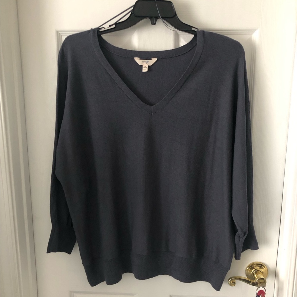 Cozy V-Neck Sweater in Charcoal Gray
